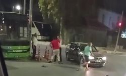 Işıklarda duran araçta darp edilen kadını şoförler kurtardı