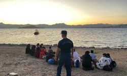 Sahil yakınında 20 düzensiz göçmen yakalandı
