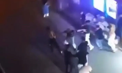 Korku dolu anlar: Darbedilen genç kurtarıldı