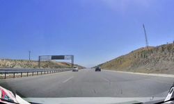 Yol ortasında ters yönde tam gaz ilerledi, yürekler ağza geldi