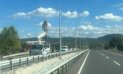 Kütahya'da Çevre Yolunda Işıklar Yenileniyor: Güvenli Sürüş İçin Yoğun Mesai!