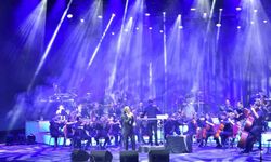 Bursa Festivali’nde Fettah Can Rüzgarı Esti