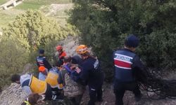 Dengesini kaybeden avcı dereye düştü