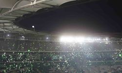 Tribünler Minik Çağan Ata İçin Tek Yürek Oldu