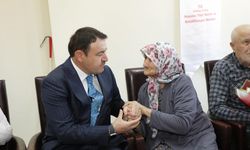 Vali Işın’dan Anlamlı Huzurevi Ziyareti