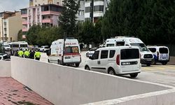 Mahkeme çıkışı aileler birbirine girdi: 4 yaralı