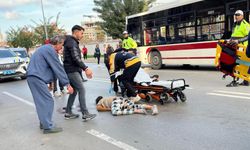 Otobüs, karşıya geçen kadını savurdu: 1 yaralı