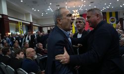 Fenerbahçe Divan Kurulu'nda ortalık karıştı
