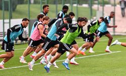 Beşiktaş, milli arada hız kesmiyor