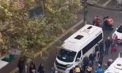 Motosikletli kurye, yağışlı hava sebebiyle ölümden döndü
