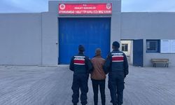 Jandarma çeşitli suçlardan aranan 43 kişiyi yakaladı