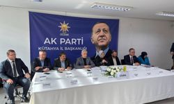 AK Parti Kütahya’da Yeni Hedefler Belirledi: “Birlik ve Kararlılıkla Yola Devam!”