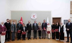 Bilecik’in Kokusu Şişelere Girdi: Yerel Bitkilerden Doğal Kozmetik Ürünler!