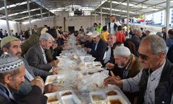 Güneşli’de dev katılımlı dayanışma sofrası