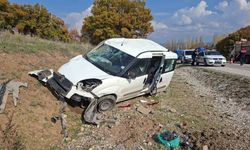 Hisarcık’ta Feci Kaza: Araç Takla Attı, Sürücü Yaralı