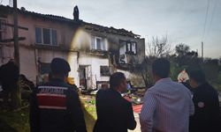Köy evinde korkutan yangın