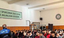 Polis, lise öğrencileriyle buluştu: Farkındalık dersi