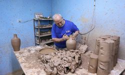 Kuşaklardır çamura şekil vererek ekmek paralarını kazanıyorlar