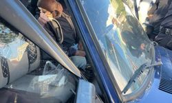 Otomobil, kamyonete çarptı: 1 yaralı