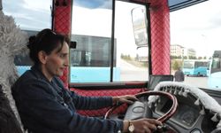 Kütahya'da bir ilk! Kadın şoför halkın dikkatini çekti