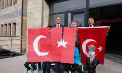 Aslanapa’da Minik Yüreklerden Büyük Ulu Önder Sevgisi