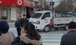 Yayalar Geçemiyor, Sürücüler Duramıyor! Kütahya’da Işık Çilesi