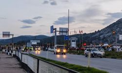 Otomobil, motosiklet ile çarpıştı: 1 yaralı