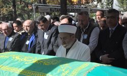 Kütahya çinisinin usta ismi Hamza Üstünkaya’ya veda