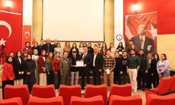 Amil Üçbaş Fotoğrafın Gizemli Dünyasını Anlattı: DPÜ’de Temel Fotoğrafçılık Eğitimi Yoğun İlgi Gördü