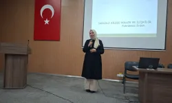 Hisarcık'ta 'Sağlıklı Ailede Roller ve İlişkiler' başlıklı konferans