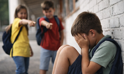 Kütahya'da Akran Zorbalığı Alarm Veriyor: “Kanayan Yaramız Daha Erken Yaşlara İndi”