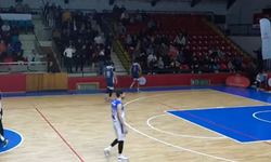 Kütahya'da basketbol maçı karıştı: Eski oyuncu ve taraftarlar birbirine girdi