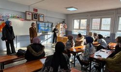 Altıntaş’ta aile eğitimi programı aralıksız devam ediyor