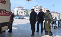 Bursa’da Bebek Ölümden Döndü: Akciğerine Fıstık Kaçtı