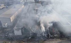 Fabrikada panik anları: Uşak’taki yangın kontrol altına alındı