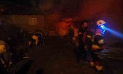 Hayvan damı ve samanlıkta yangın panik yarattı