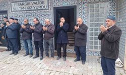 Hisarcık’ta Duygusal Uğurlama: Umre Yolcuları Dualarla Kutsal Topraklara Gönderildi