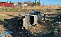 Kontrolden Çıkan Otomobil Tarlaya Devrildi