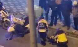 Kontrolü Kaybetti, Yere Düştü: Kurye Ambulansla Hastaneye Götürüldü