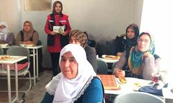 Otuza yakın kadına çiftçi eğitimi verildi