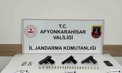 Polisten Operasyon: Uyuşturucu ve Tabanca Ele Geçirildi