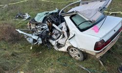 İki otomobilin çarpışması can aldı: 1 ölü, 1 yaralı