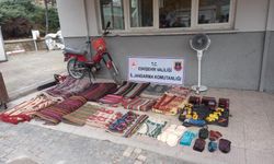 'Mezar ustasıyız' diyerek soygun yaptılar