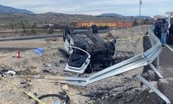 Otomobil şerit değiştirip takla attı, sürücü yaşamını yitirdi