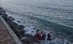 Kontrolden Çıkan Elektrikli Araç Denizde Son Buldu