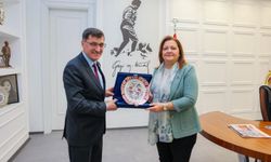 Kütahya’da Sosyal Belediyecilik Uygulamaları Masaya Yatırıldı