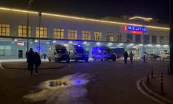 Okul Önünde Kan Aktı: Baba Oğul Hastanelik Oldu