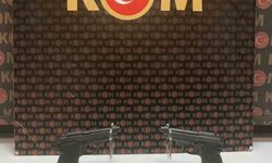 Polisten Silah Operasyonu: 2 Tabanca Ele Geçirildi