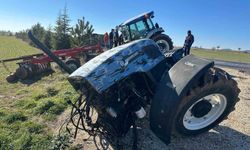 Şiddetli Çarpışma Sonrası Traktör İkiye Bölündü
