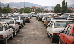 Türkiye’nin En Yaşlı Otomobilleri Kütahya Yollarında